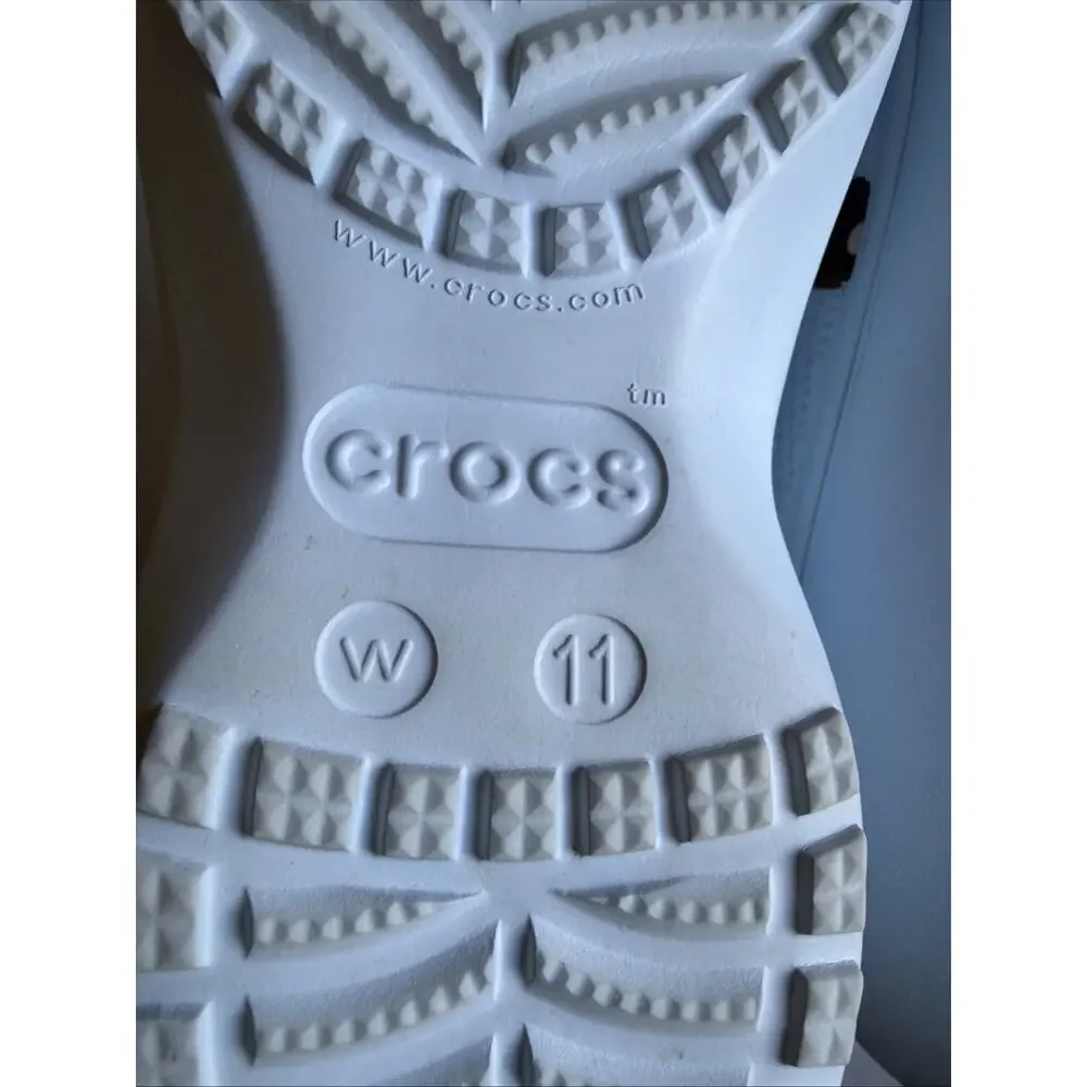 CROCS great preowned